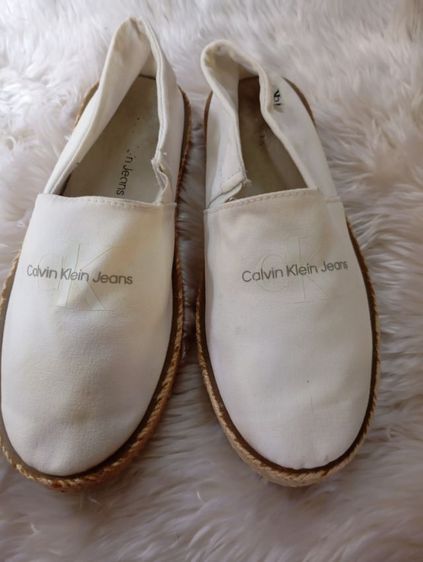 รองเท้าผ้าใบ CK รูปที่ 2