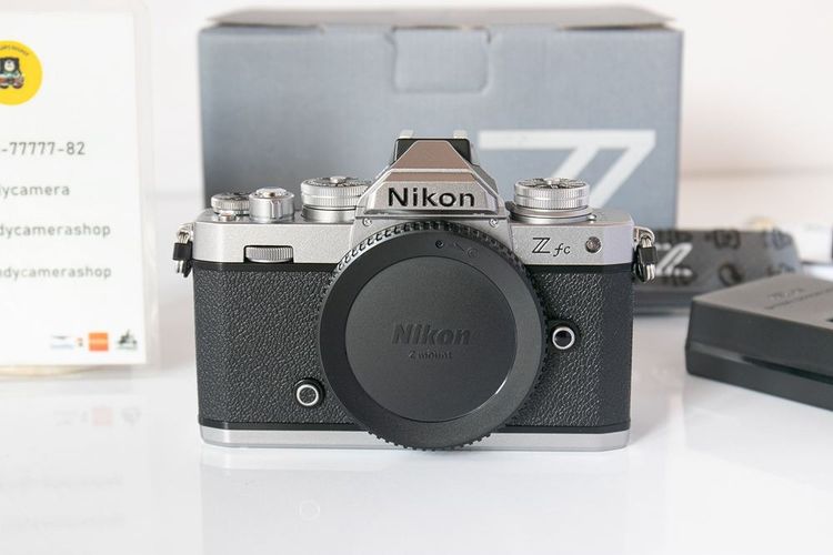 Nikon Z fc เครื่องศูนย์ สภาพสวย ใช้งานน้อย ชัตเตอร์ 4xx ภาพ
