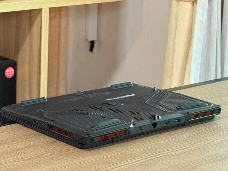 MSI Crosshair 16 HX AI D2XWGKG-022TH Ultra 9 275HX SSD1TB RAM16GB RTX 5070 (8GB GDDR7)จอ 2K 240Hz เครื่องใหม่ตัวโชว์  รูปที่ 8