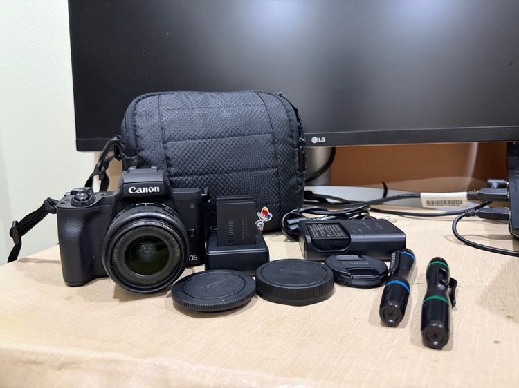 กล้องมิลเลอร์เลส ไม่กันน้ำ Canon Eos M50 mark ii พร้อมเลนส์ EF-M 15-45mm IS STM 24.1MP 4K สภาพสวยมากเหมือนได้มือ 1