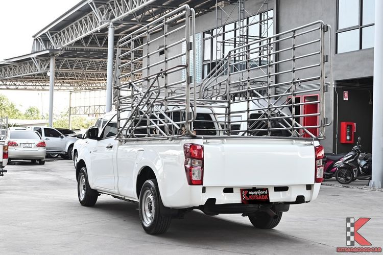 Isuzu D-MAX 2023 1.9 B Pickup ดีเซล ไม่ติดแก๊ส เกียร์ธรรมดา ขาว รูปที่ 3