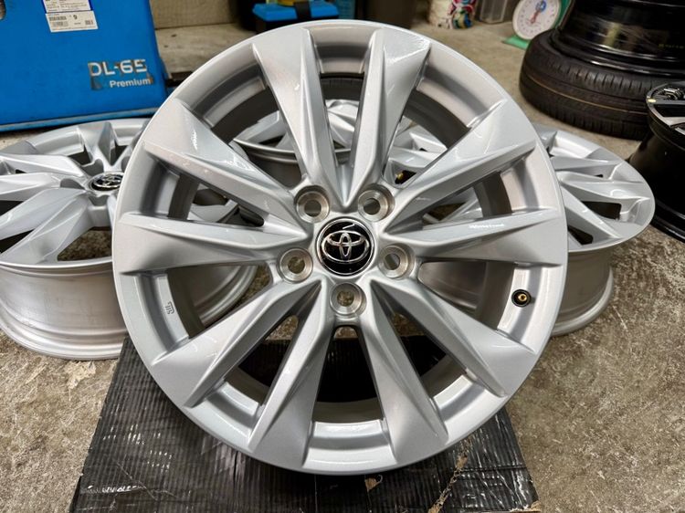 17" ล้อแม็ก TOYOTA COROLLA CROSS  ขอบ 17” 5 รู 114 ใส่ CAMRY INNOVA VIGO REVO ตัวเตี้ยได้เลย