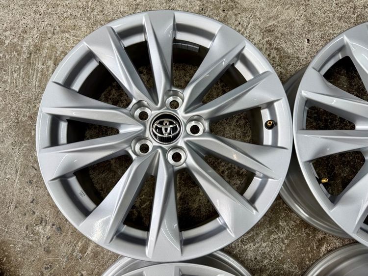 ล้อแม็ก TOYOTA COROLLA CROSS  ขอบ 17” 5 รู 114 ใส่ CAMRY INNOVA VIGO REVO ตัวเตี้ยได้เลย รูปที่ 8