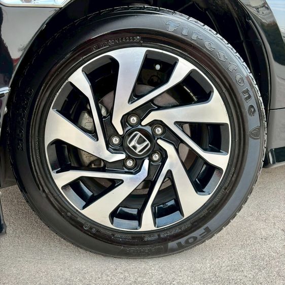 Honda Civic 2017 1.8 EL i-VTEC Sedan เบนซิน ไม่ติดแก๊ส เกียร์อัตโนมัติ ดำ รูปที่ 4