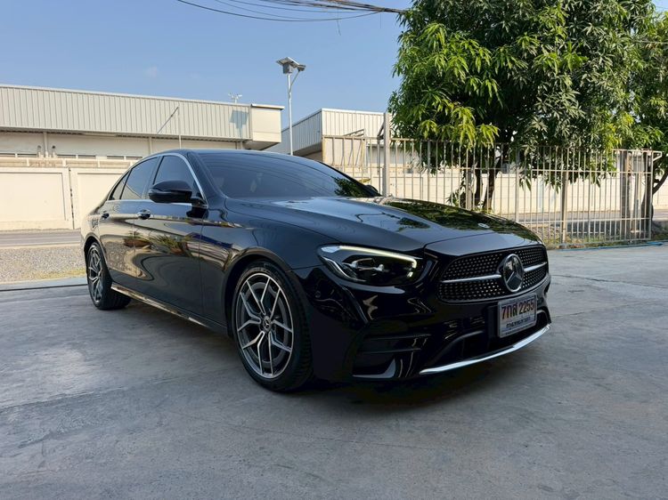 Mercedes-Benz E-Class 2022 E220 Sedan ดีเซล ไม่ติดแก๊ส เกียร์อัตโนมัติ ดำ รูปที่ 3