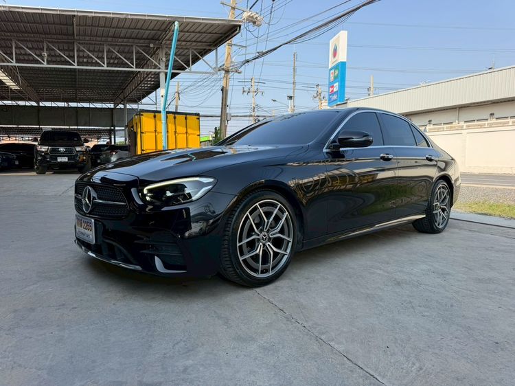 Mercedes-Benz E-Class 2022 E220 Sedan ดีเซล ไม่ติดแก๊ส เกียร์อัตโนมัติ ดำ รูปที่ 2