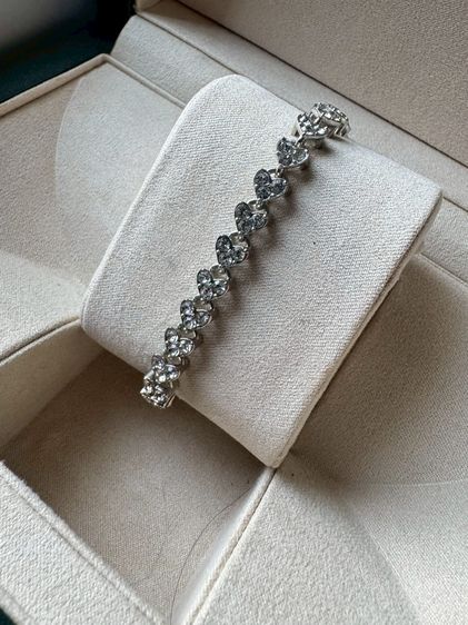 สร้อยข้อมือเรียงหัวใจ 1 แถวประดับเพชรกลัดตะขอ Size 19 รูปที่ 3