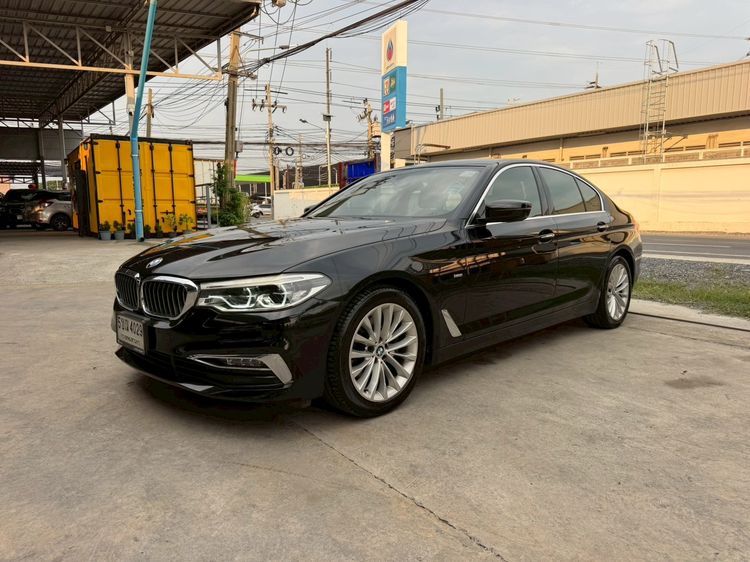 BMW Series 5 2017 520d Sedan ดีเซล ไม่ติดแก๊ส เกียร์อัตโนมัติ ดำ รูปที่ 2