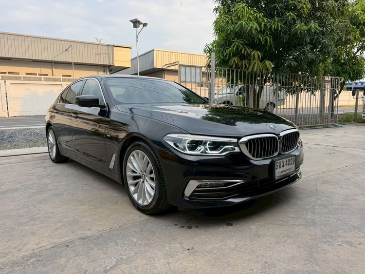 BMW Series 5 2017 520d Sedan ดีเซล ไม่ติดแก๊ส เกียร์อัตโนมัติ ดำ รูปที่ 3