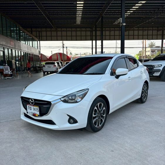 รถ Mazda Mazda 2 1.5 XD High สี ขาว