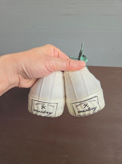 รองเท้าผ้าใบ เบอร์39 รูปที่ 4