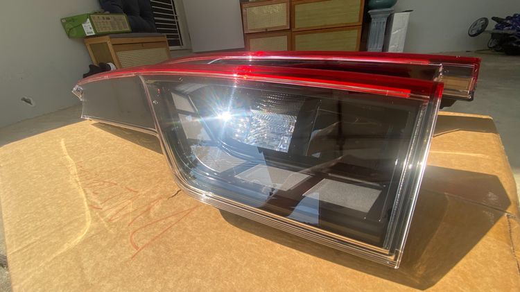 ไฟท้าย HRV 2025  EL  เดิม ครบ 4 ชิ้น นอกใน รูปที่ 6