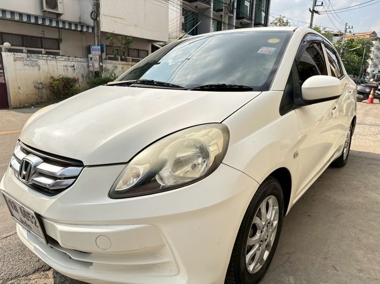 รถ Honda Brio 1.2 Amaze SV สี ขาว