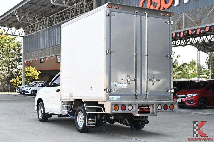 Toyota Hilux Revo 2023 2.4 Entry Pickup ดีเซล ไม่ติดแก๊ส เกียร์ธรรมดา ขาว รูปที่ 3
