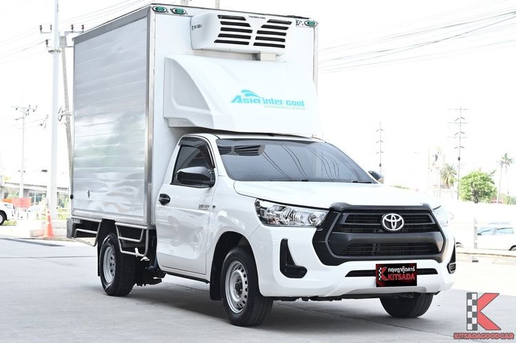 รถ Toyota Hilux Revo 2.4 Entry สี ขาว
