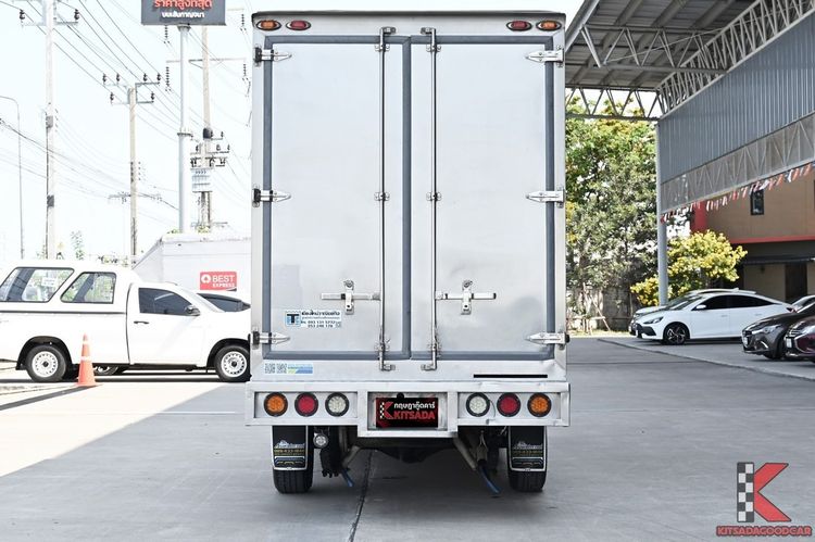 Toyota Hilux Revo 2023 2.4 Entry Pickup ดีเซล ไม่ติดแก๊ส เกียร์ธรรมดา ขาว รูปที่ 4