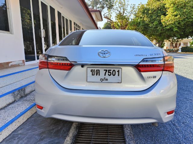 Toyota Altis 2017 1.6 G Sedan เบนซิน ไม่ติดแก๊ส เกียร์อัตโนมัติ เทา รูปที่ 4