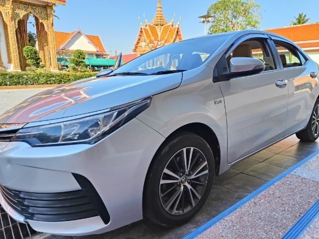 Toyota Altis 2017 1.6 G Sedan เบนซิน ไม่ติดแก๊ส เกียร์อัตโนมัติ เทา รูปที่ 3