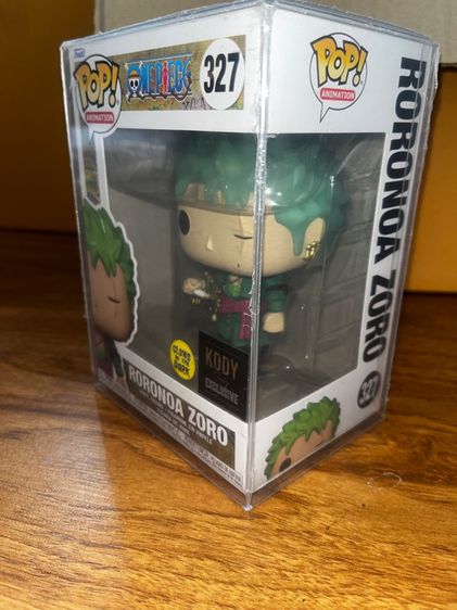 Roronoa Zoro Glow in the Dark327 KODY Exclusive รูปที่ 2
