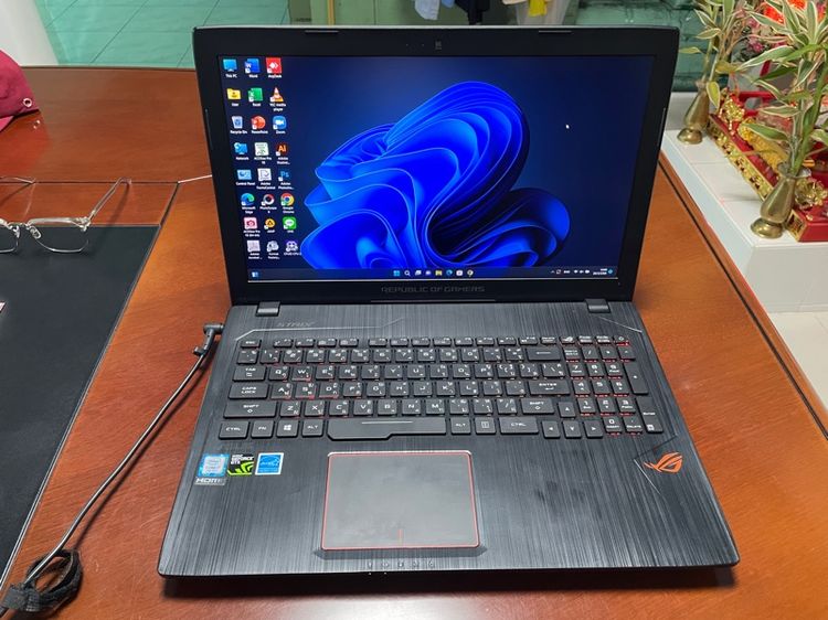 Republic Of Gamers (ROG Gaming) ไม่ใช่ 8 กิกะไบต์ วินโดว์ ASUS ROG Strix GL553V