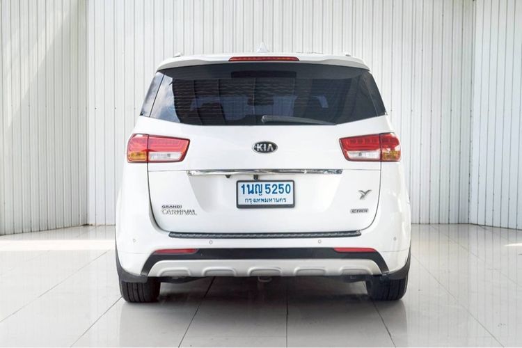 Kia Grand Carnival 2018 2.2 EX ดีเซล เกียร์อัตโนมัติ ขาว รูปที่ 4