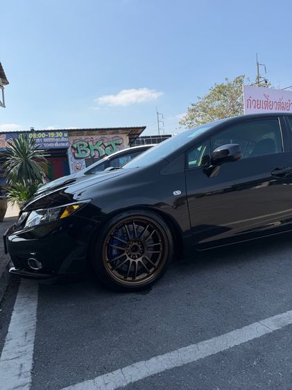 Honda Civic 2015 1.8 E i-VTEC Sedan เบนซิน เกียร์อัตโนมัติ ดำ รูปที่ 4