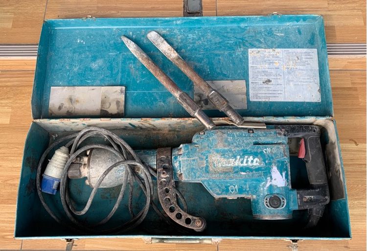 แย็ก Makita รุ่น HM1306 