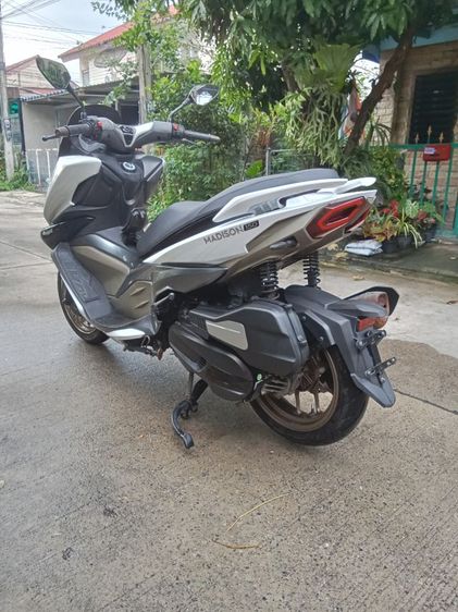 malaguti Madison 150 รูปที่ 5