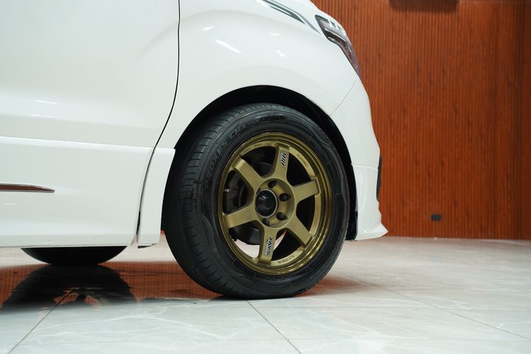 Hyundai H-1  2021 2.5 Executive Utility-car เบนซิน เกียร์อัตโนมัติ ขาว รูปที่ 4