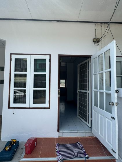 อื่นๆ ไม่มี ขายทาวน์เฮ้าส์ 2 ชั้น ติดถนนใหญ่ลำลูกกา รูปที่ 3