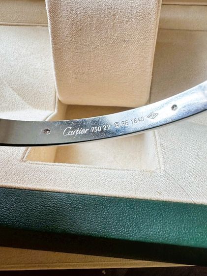 กำไลข้อมือโลหะชุบสีเงินแบบเงาหมุนเกลียวสองด้านประดับเพชร Size 22 รูปที่ 2