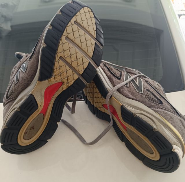 ขาย New Balance 990V4 สีนิยม size 43-275cm สภาพสวย ของแท้  รูปที่ 6