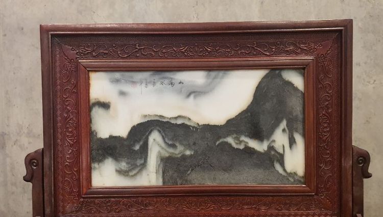 "ฉากลับแลจีน" ภูผาและสายหมอกในกรอบไม้แกะสลัก... ศิลปะแห่งธรรมชาติที่มิอาจลอกเลียน รูปที่ 4