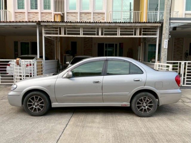 Nissan Sunny 2005 1.8 Super Neo Sedan เบนซิน LPG เกียร์อัตโนมัติ บรอนซ์เงิน รูปที่ 4