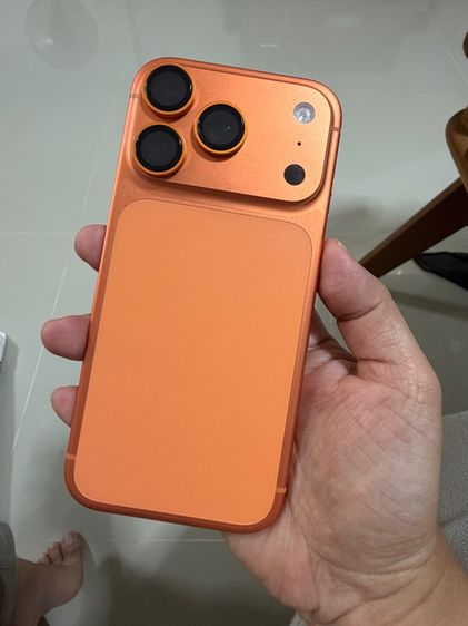 iPhone 17 pro 256 gb cosmic orange ครบกล่อง รูปที่ 2