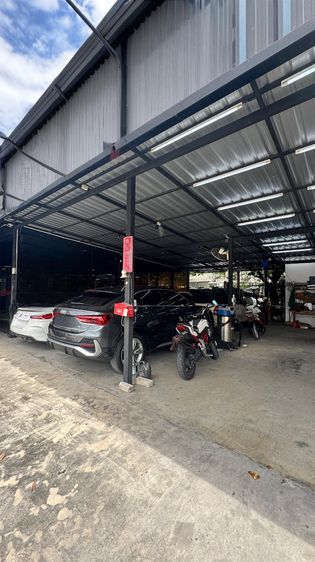 2ล็อก สุดท้ายพื้นที่โครงการ ค้าขาย ร้านอาหาร ออฟฟิศ ให้เช่า สามารถแบ่งเช่าได้ ขั้นต่ำ 52 ตารางเมตร ติดถนนซอยพัฒนาการ25 รูปที่ 2