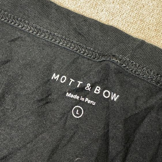 เสื้อยืด Mott Bow ผ้า Cotton ใส่ดีมาก Size L รูปที่ 5