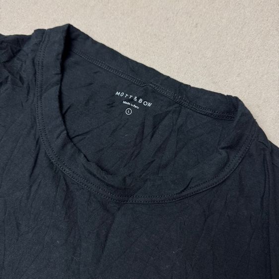 เสื้อยืด Mott Bow ผ้า Cotton ใส่ดีมาก Size L รูปที่ 4