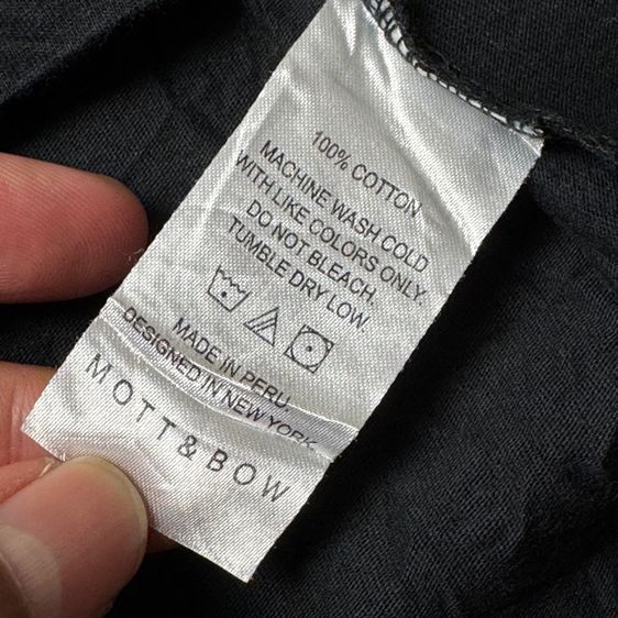 เสื้อยืด Mott Bow ผ้า Cotton ใส่ดีมาก Size L รูปที่ 6