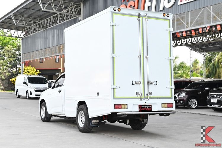 Isuzu D-MAX 2021 3.0 S Pickup ดีเซล ไม่ติดแก๊ส เกียร์ธรรมดา ขาว รูปที่ 3