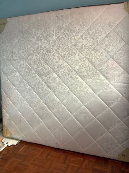 อื่นๆ ชุดเครื่องนอน ที่นอน 6 ฟุต