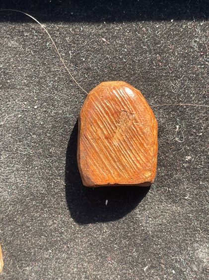 พระเนื้อดินซุ้มกอเนื้อเก่ามีทั้งมีกนกและไม่มีกนก รูปที่ 3