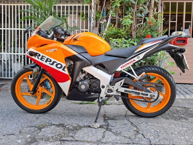 Honda CBR 150 i  2014 รูปที่ 2