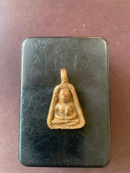 พระบนหิ้งเก่าเก็บ อยู่ที่ความพอใจและศรัทธา สนใจสอบถามราคามานะครับ แต่ล่ะองค์ไม่เท่ากัน รูปที่ 11