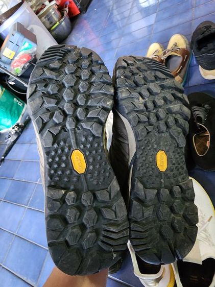 columbia mini trail shoes