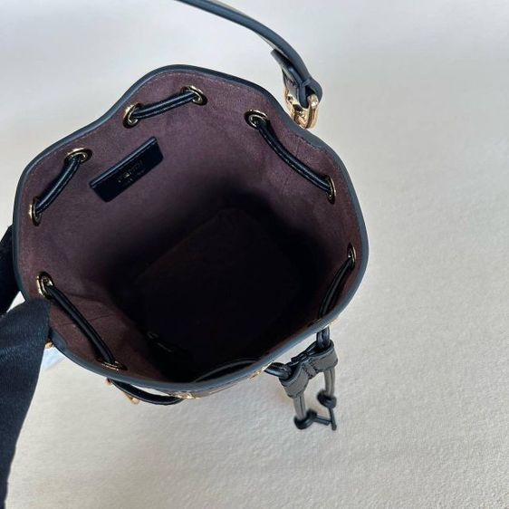 ขายกระเป๋าBucket Fendi หนังแท้ สวยมากก จัดส่งฟรี รูปที่ 3