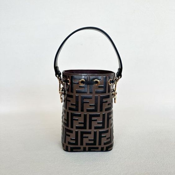 ขายกระเป๋าBucket Fendi หนังแท้ สวยมากก จัดส่งฟรี รูปที่ 2