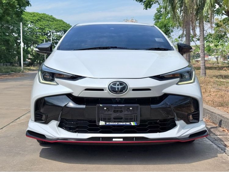 Toyota Yaris ATIV 2023 1.2 Premium Sedan เบนซิน เกียร์อัตโนมัติ ขาว