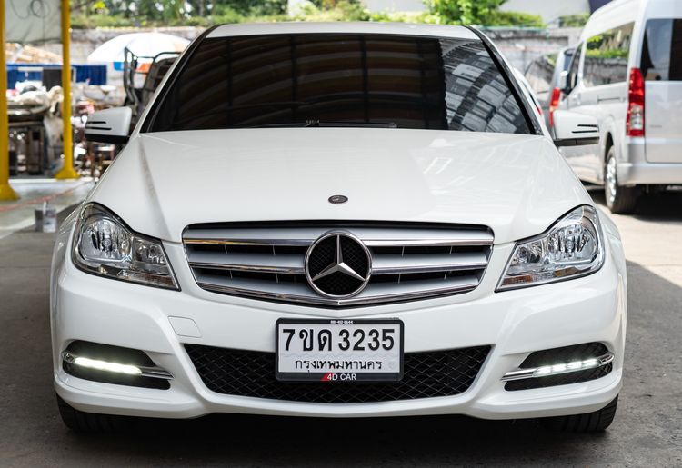 รถ Mercedes-Benz C-Class C200 CGI สี ขาว