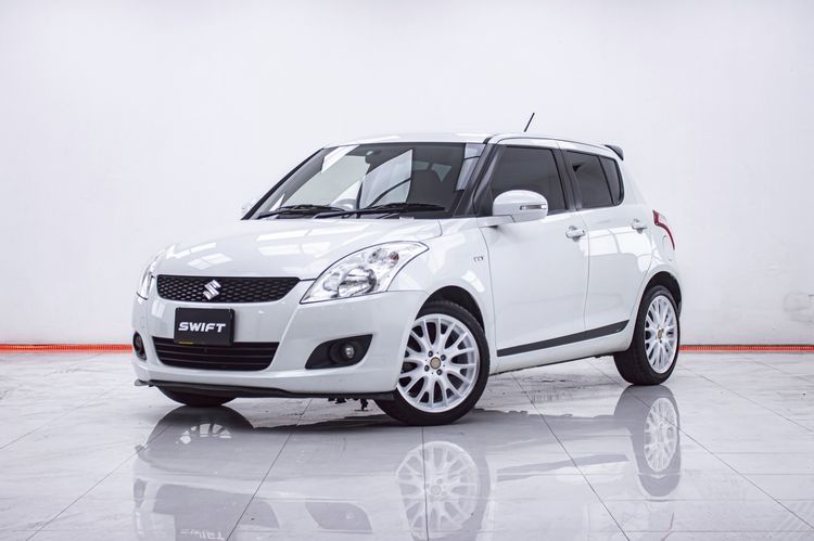 รถ Suzuki Swift 1.2 GLX สี ขาว